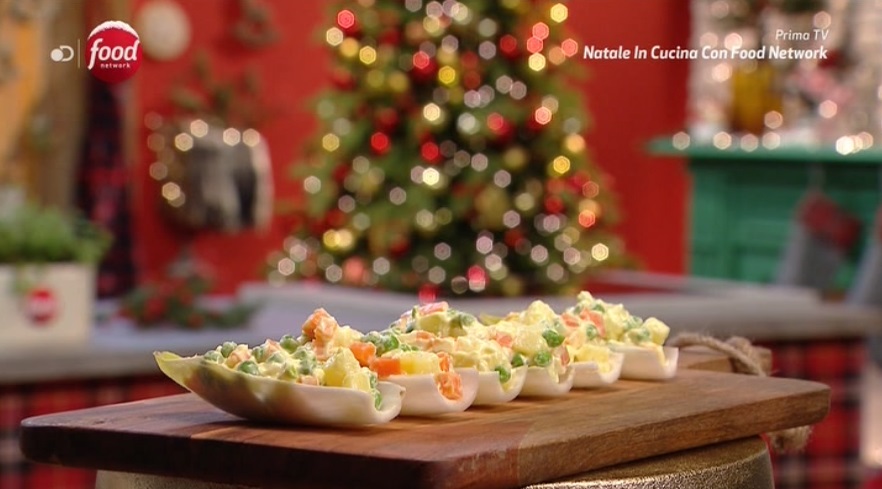 Natale In Cucina.Natale In Cucina Ricetta Barchette D Indivia Con Insalata Russa Di Marco Bianchi