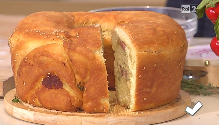 Tronchetto Di Natale Detto Fatto Ricetta.Detto Fatto Ricetta Ciambellone Rustico Di Maria Grazia Di Lauro