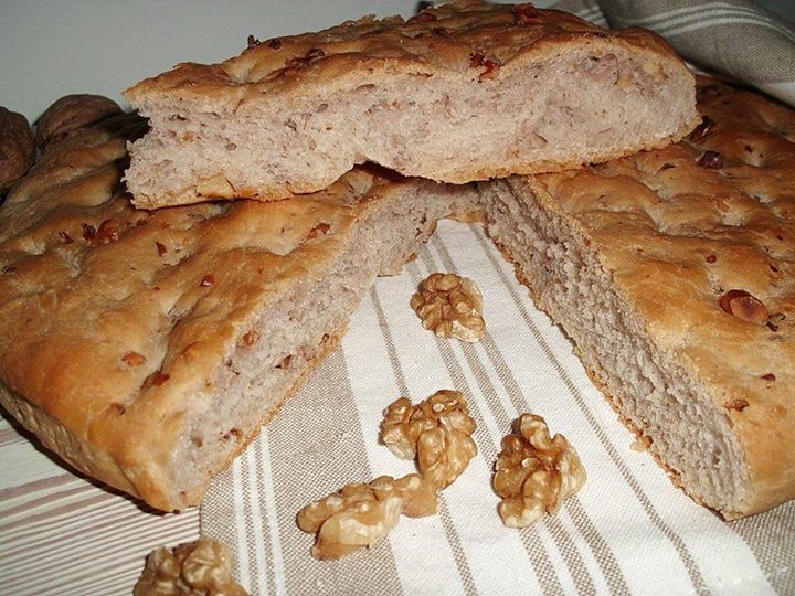 focaccia alle noci