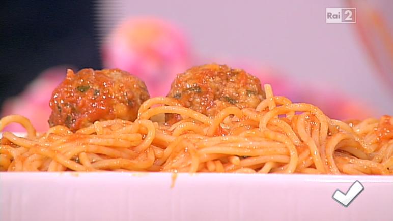 spaghetti con polpette