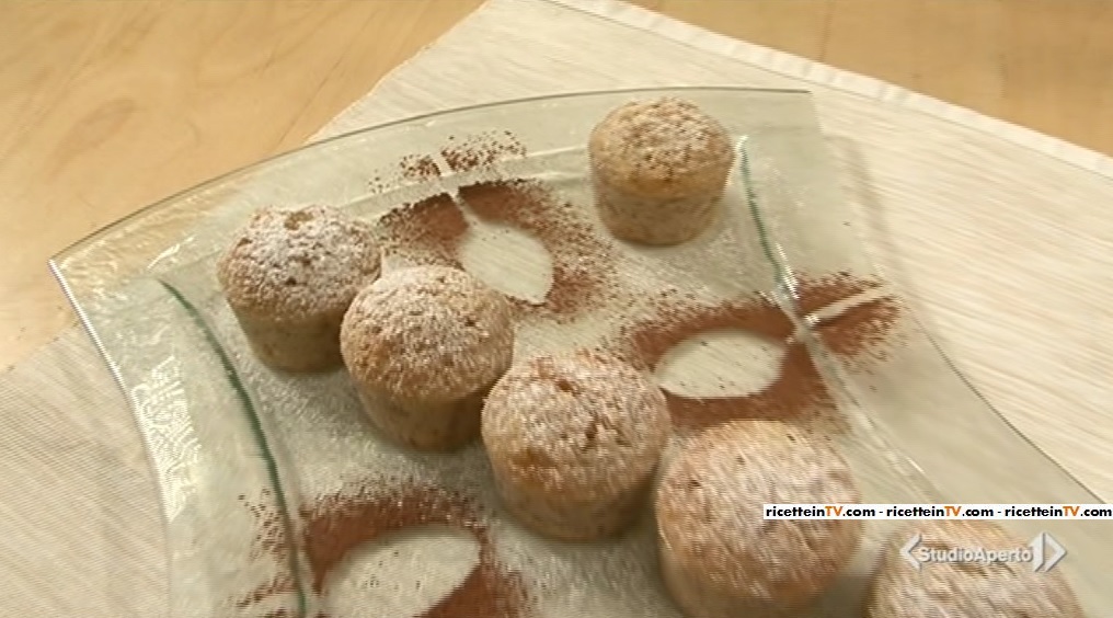 tortine noci e marmellata di albicocche