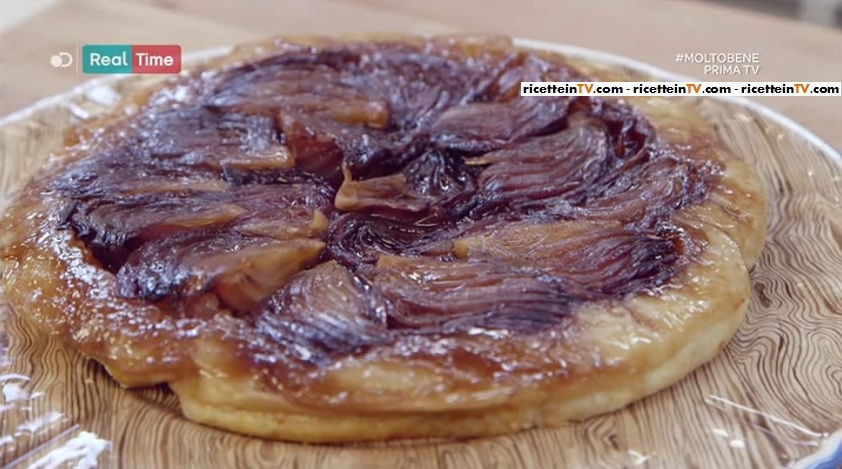 tarte tatin con cipolle rosse