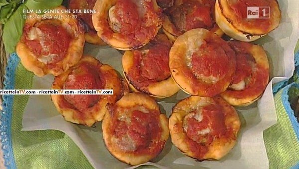 muffin ripieni di polpette alla pizzaiola