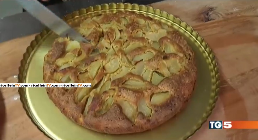 torta di Pasqua amaretti e pere