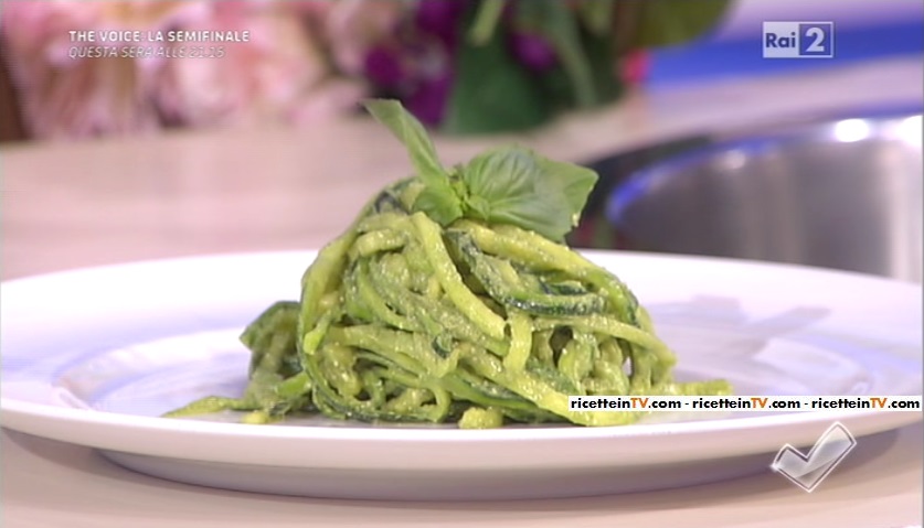 spaghetti di verdure al pesto di Paola Galloni