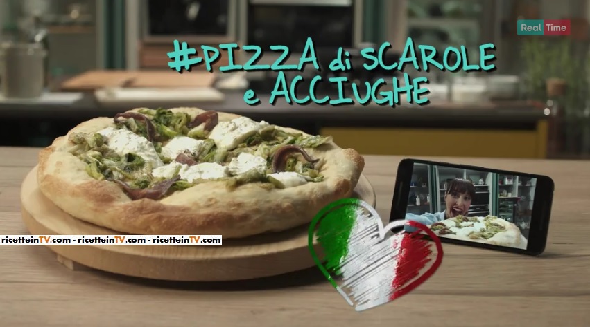 pizza di scarola e acciughe