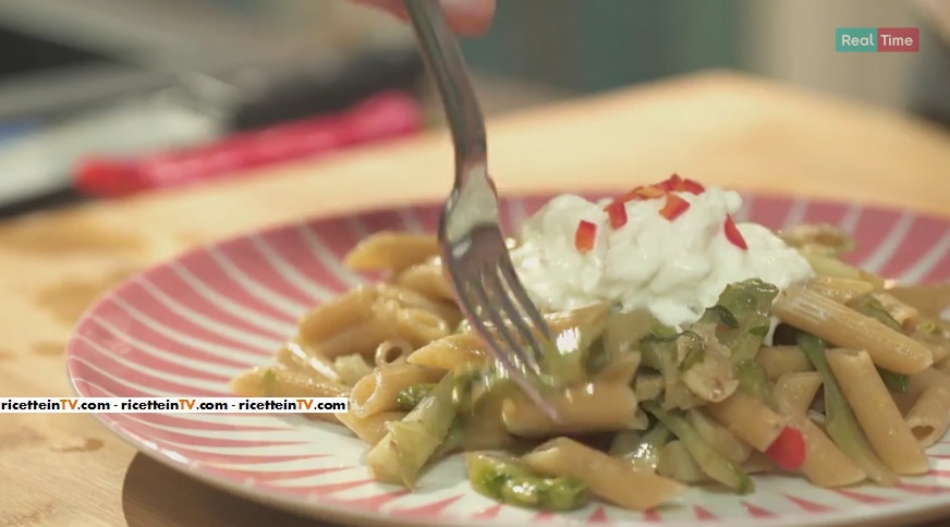 pennette stracciatella e puntarelle