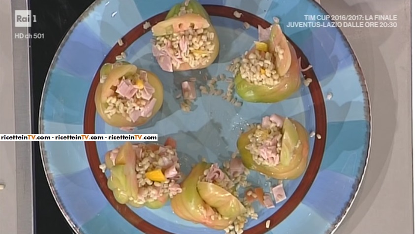 pomodori ripieni di orzo peperoni e mortadella di Alessandra Spisni
