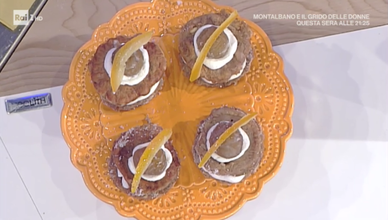 frittelle di castagne con crema di ricotta di Luisanna Messeri