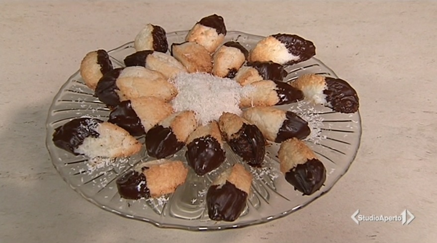 biscotti al cocco e cioccolato