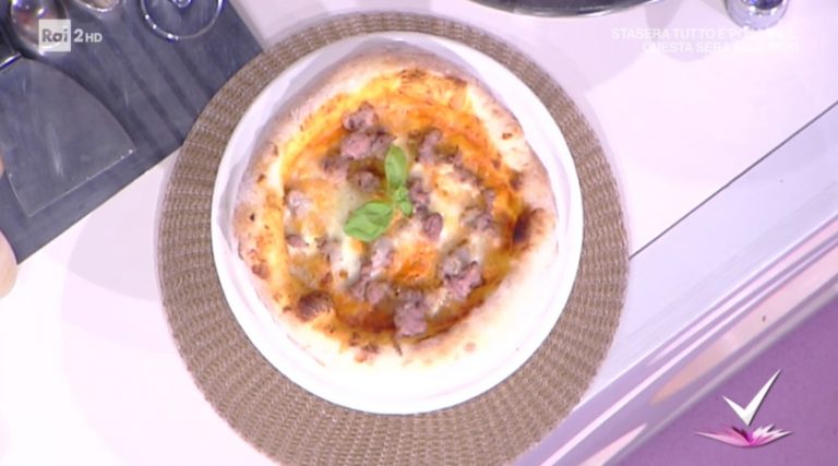 pizza peperoni e salsiccia di Vincenzo Capuano