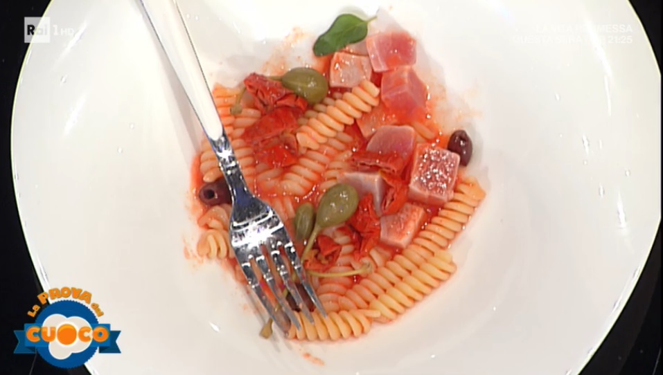 fusilli alla puttanesca di tonno di Lele Usai