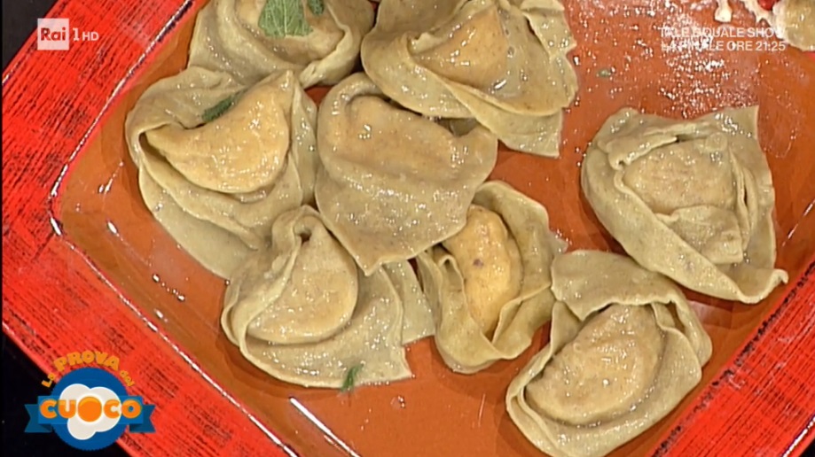 tortelli alle noci di Alessandra Spisni