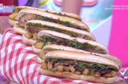hot dog di costine arrosto con patate di Andrea Mainardi