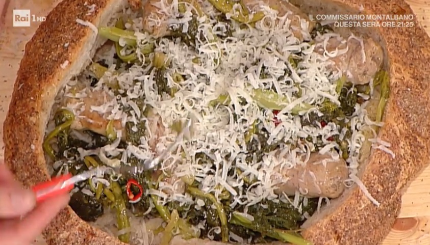 pagnotta ripiena con salsicce e broccoletti di Marco Rufini