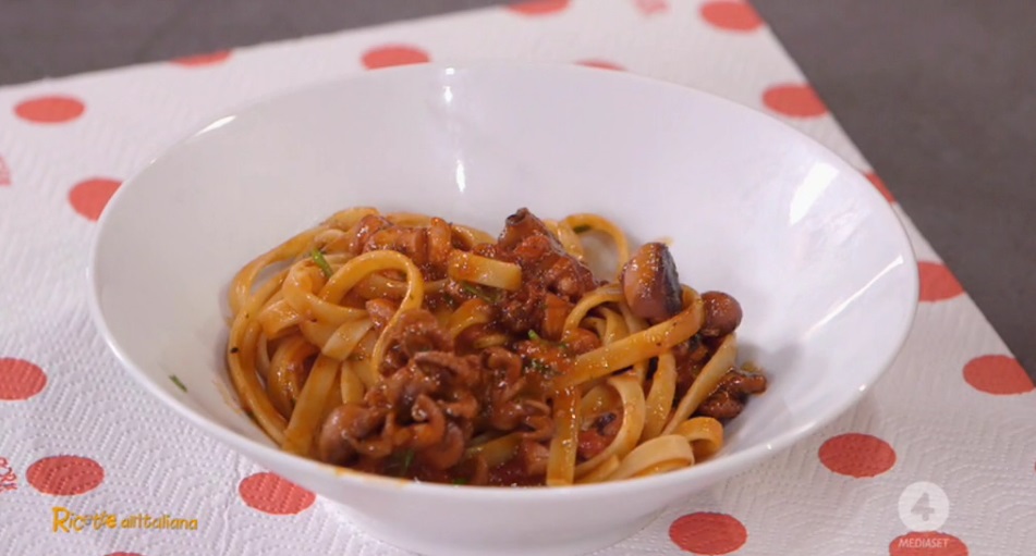 linguine con ragù di polpo