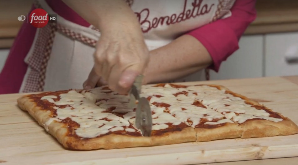 Tronchetto Di Natale Ricetta Benedetta Parodi.Fatto In Casa Per Voi Ricetta Pizza In Teglia Di Benedetta Rossi