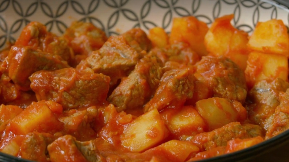 Fatto In Casa Per Voi Ricetta Spezzatino Di Manzo Con Patate Di Benedetta Rossi