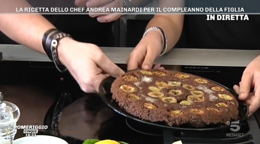 Pomeriggio Cinque Ricetta Torta Rovesciata Banane E Cioccolato Di Andrea Mainardi