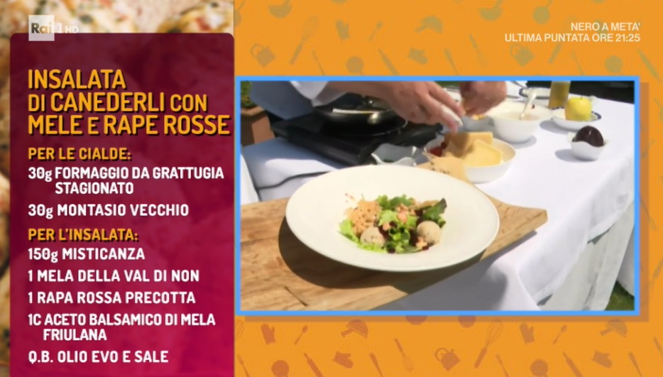 insalata di canederli con mele e rape rosse di Zoppolatti e Bertol