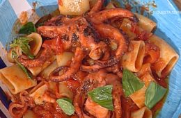 paccheri con polpo e peperoni