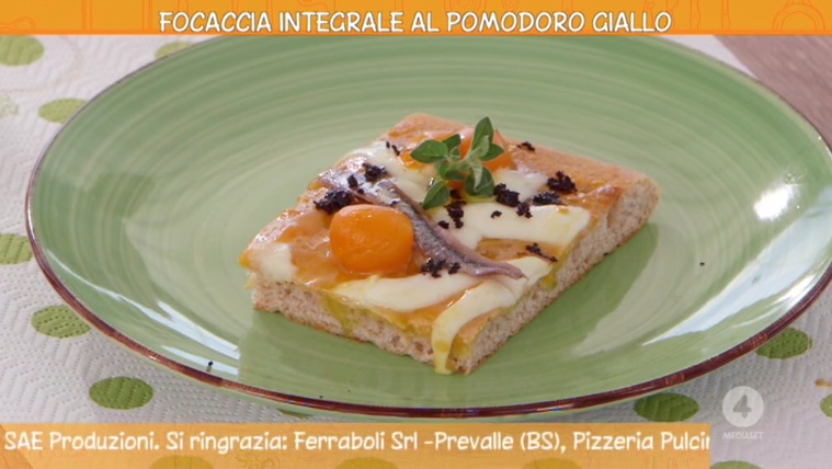 focaccia integrale al pomodoro giallo