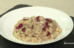 gnocchi di ricotta alla salsa di radicchio