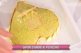 torta sapore d'amore al pistacchio di Sal De Riso
