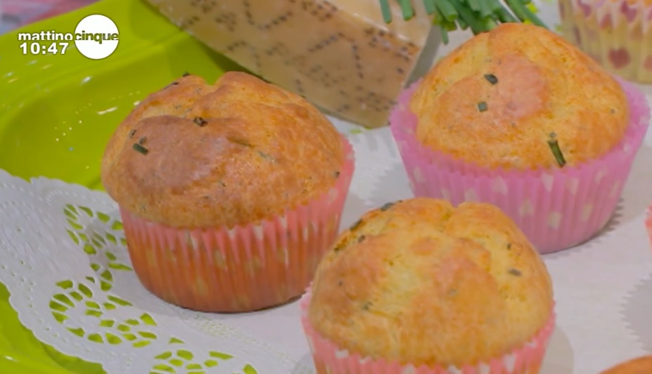 muffin con erba cipollina e grana