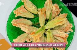 fiori di zucca alla parmigiana di zucchine di Roberto di Pinto
