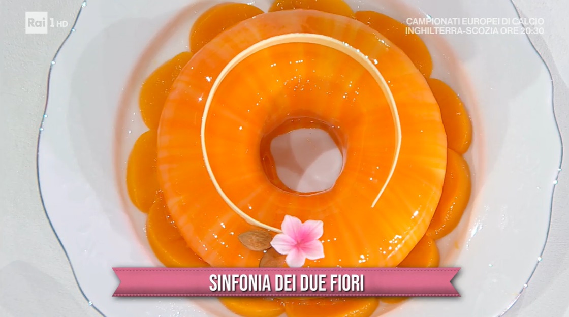 torta sinfonia dei due fiori di Sal De Riso