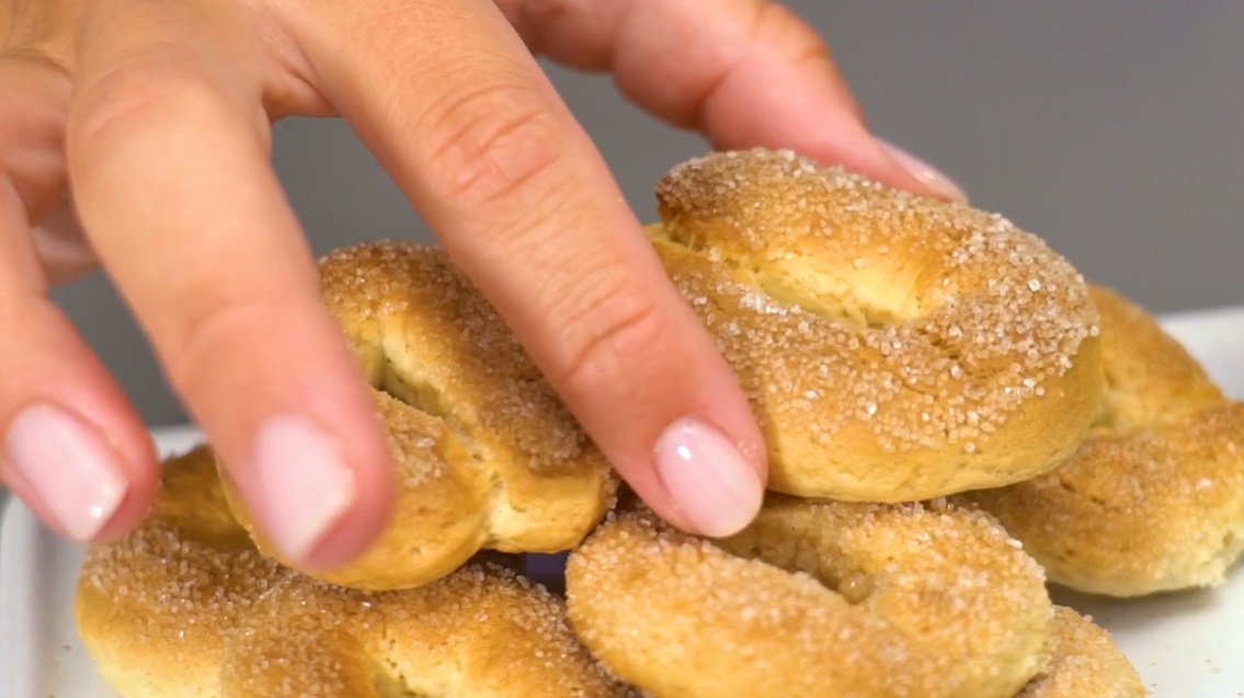 NONNA RACCONTAMI UNA RICETTA - gli anziani raccontano, i giovani tramandano