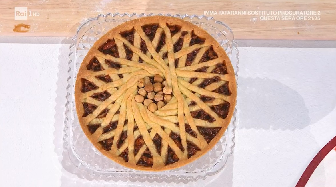 crostata di frutta secca