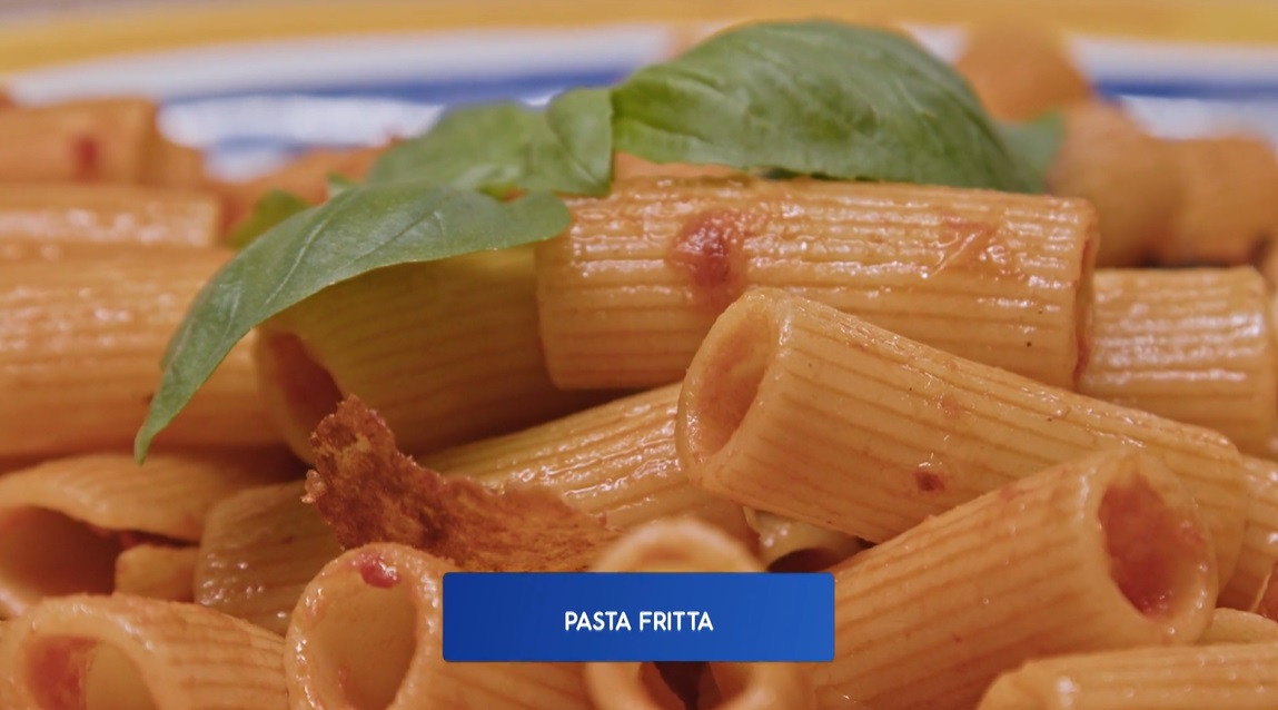 pasta fritta di Giusina Battaglia