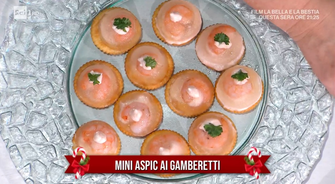 mini aspic ai gamberetti  di zia Cri