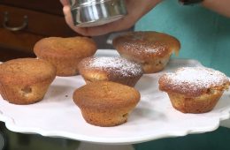 tortini soffici con cuore di mela