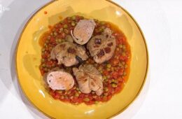 paupiette di vitello con piselli di Chloe Facchini