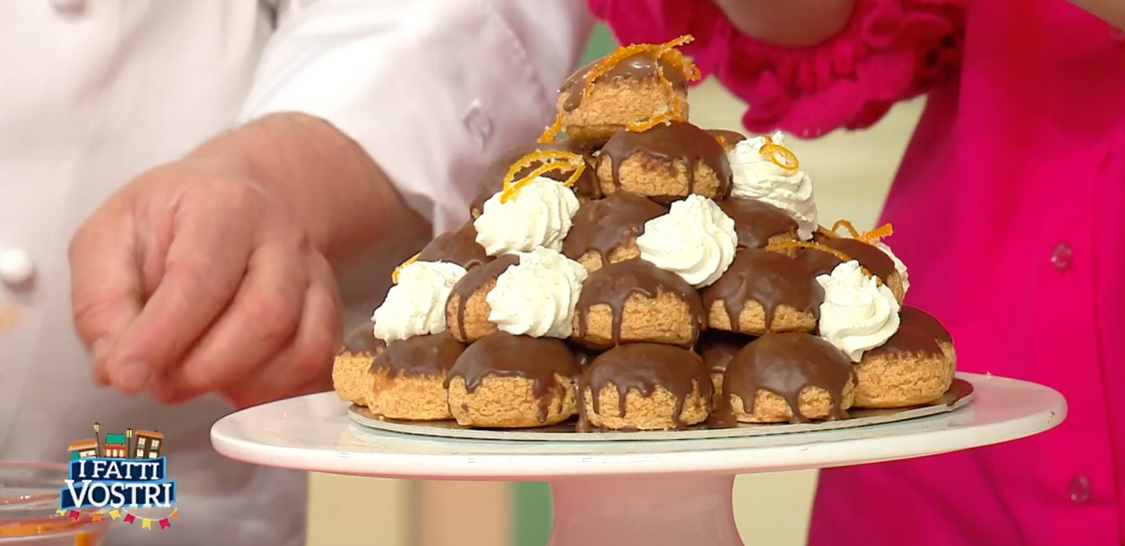 torta profiterole