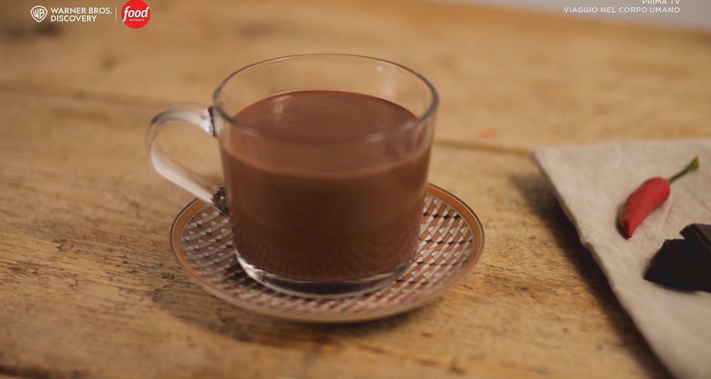 cioccolato fondente in tazza