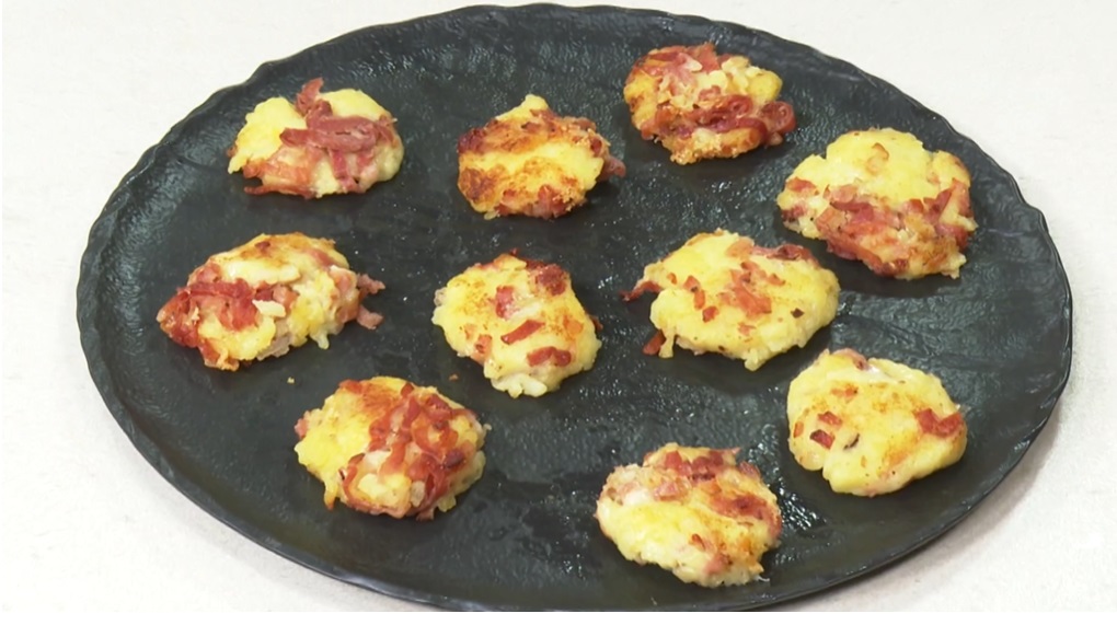 frittelle di patate con speck e fontina