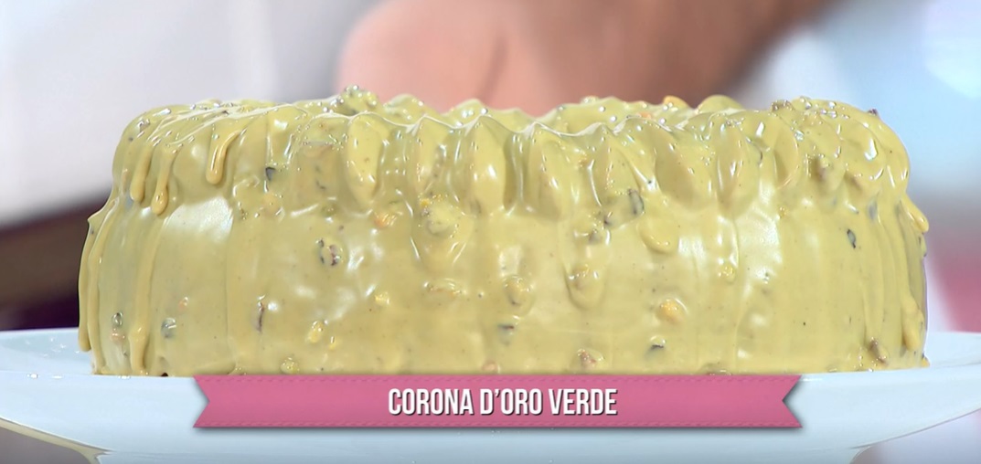 torta corona d'oro verde di Sal De Riso
