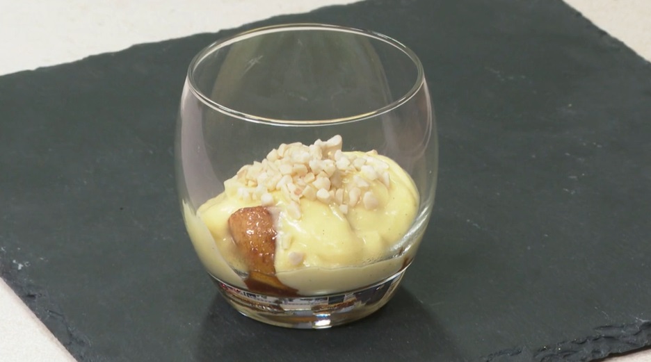 mele caramellate con crema di mandorle
