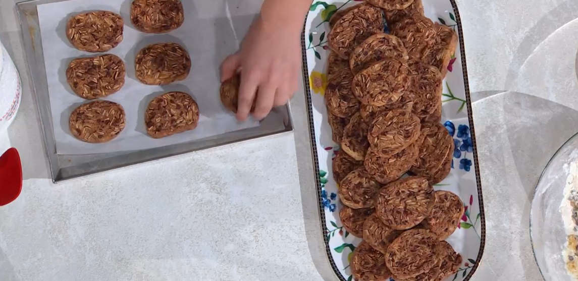 biscotti mandorle e cioccolato di Leila Imparato