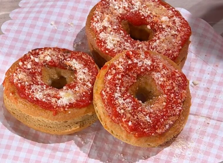 ciambelle pasquali alla pizzaiola di Fulvio Marino