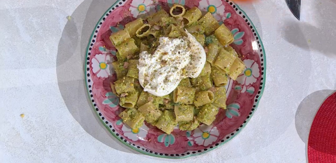 paccheri con mortadella burrata e pistacchio di Antonio Paolino