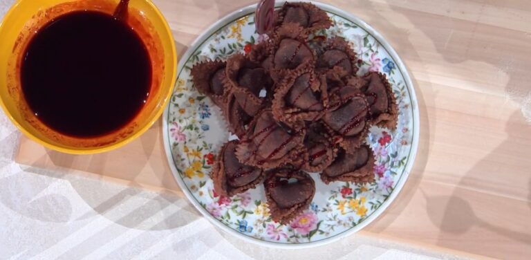 tortelli dolci fritti cioccolato e ciliegie di Daniele Persegani