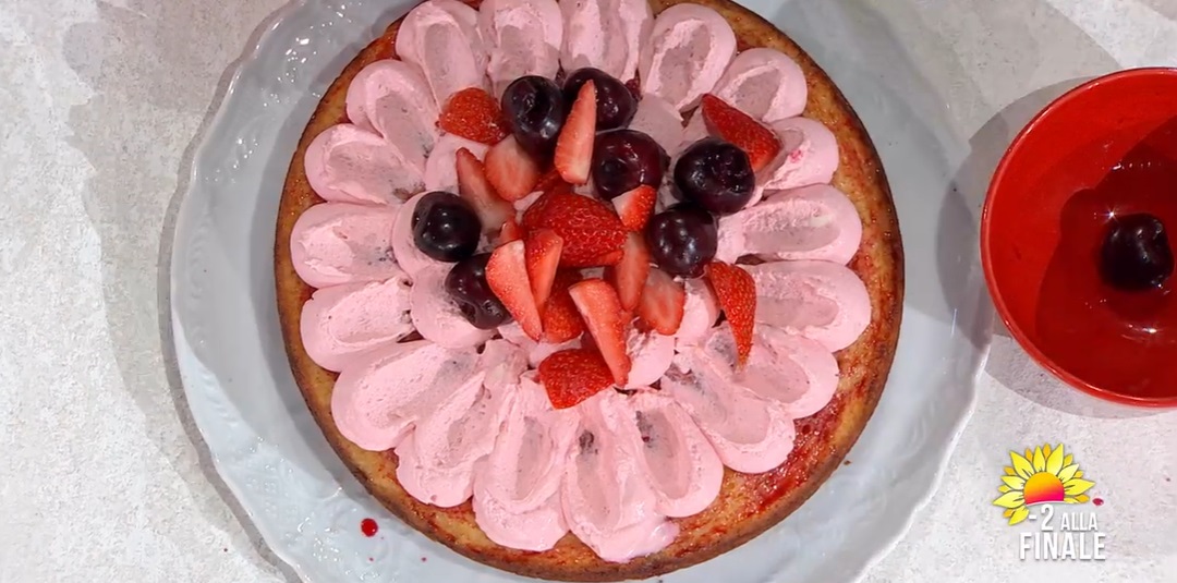 torta in padella con frutta estiva di Natalia Cattelani