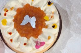 torta fiori di primavera di Sal De Riso