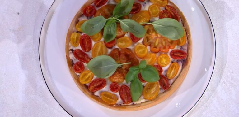 torta salata con cipolle ai tre pomodori di Antonio Paolino