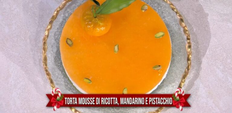 torta mousse di ricotta mandarino e pistacchio di Fabio Potenzano